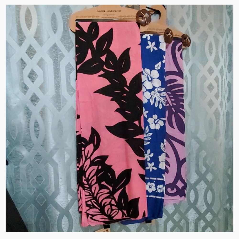 NWT Hawaiian Print Sarong (Pareau)